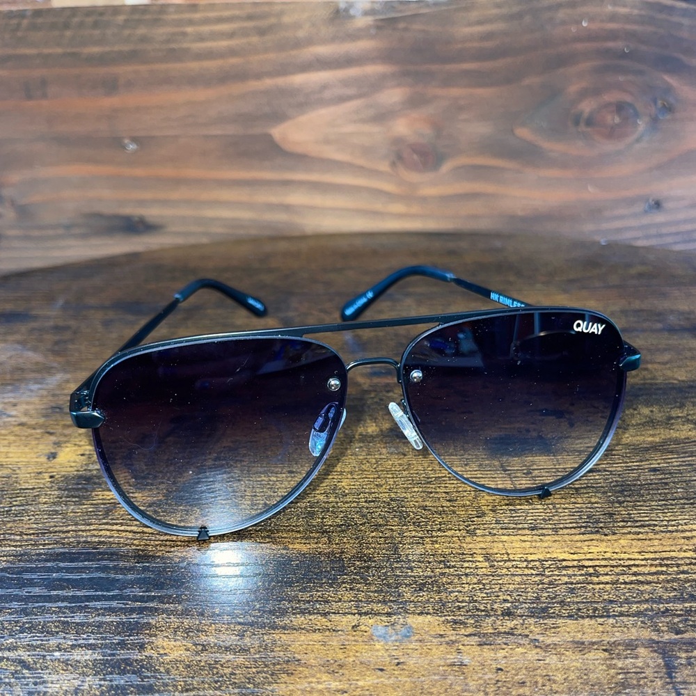 Quay Highkey Rimless, NWOT